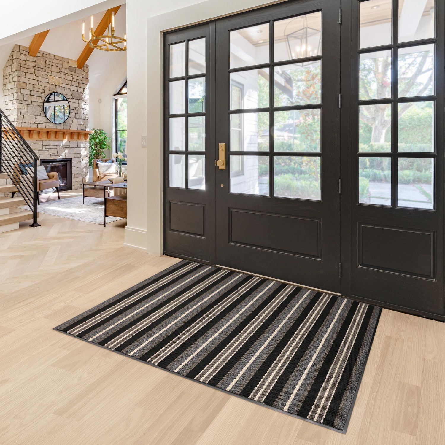 Tapis Discovery gris à endos de vinyle de 4 x 6 pi Tapis Discovery gris à endos de vinyle