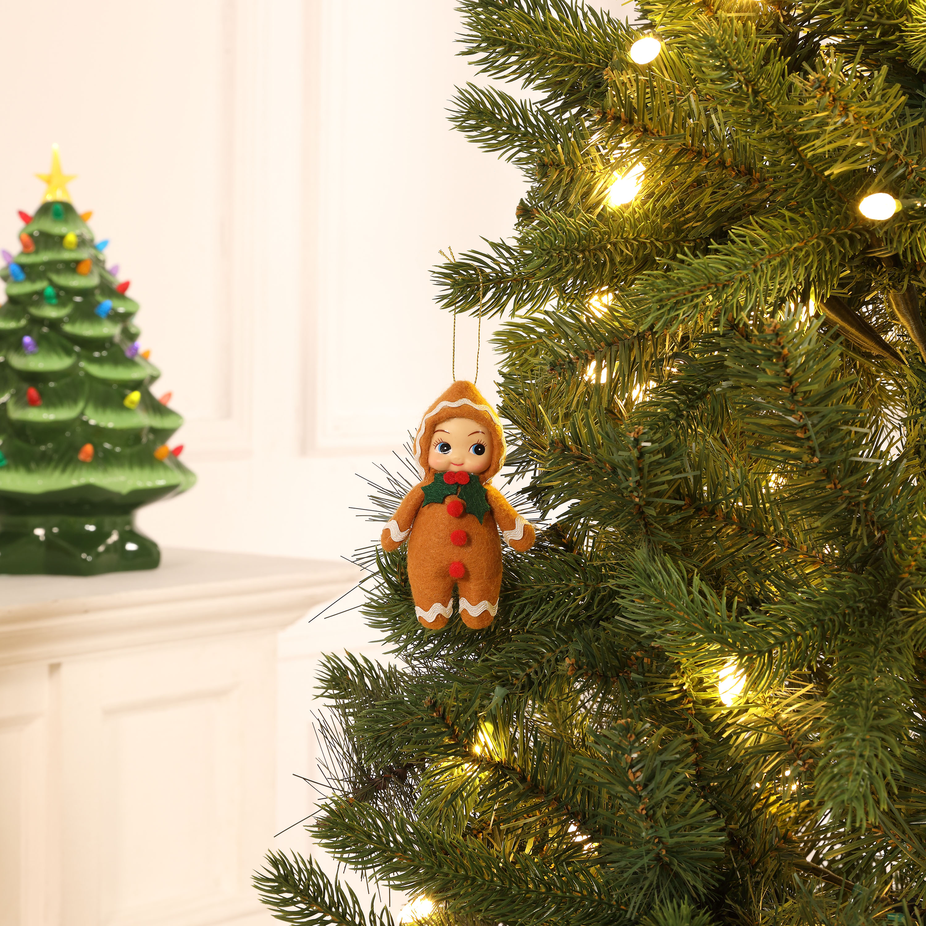 Mr. Christmas Mystery Mini Elf Ornament photo 5