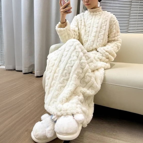 Joernso Women's Flannel Nightgown Fuzzy Fleece Sleepdress Loose Crew Neck Long Nightdress with Pockets Cozy Plush Warm Winter Pullover Loungewear