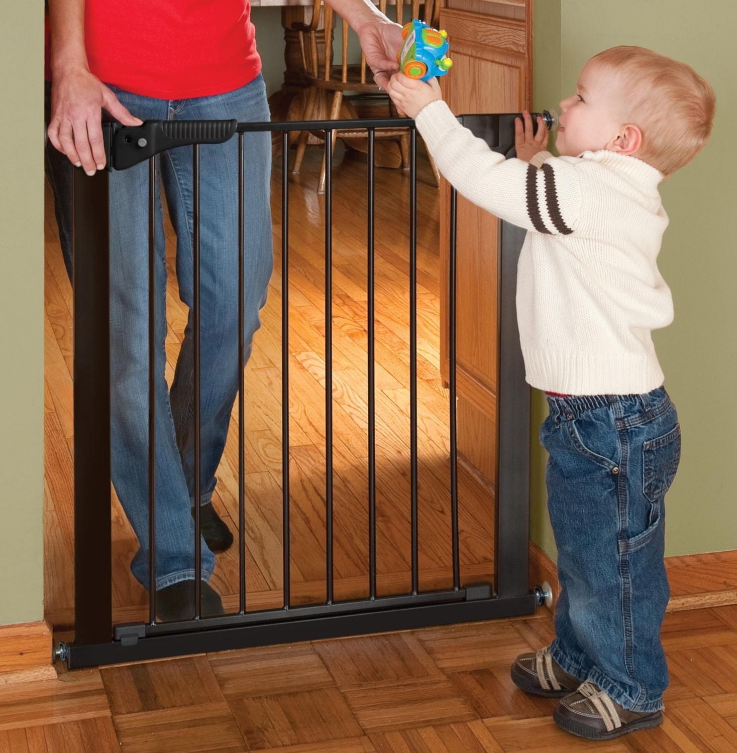 KidCo Gateway Pressure Mount Baby Safety Gate