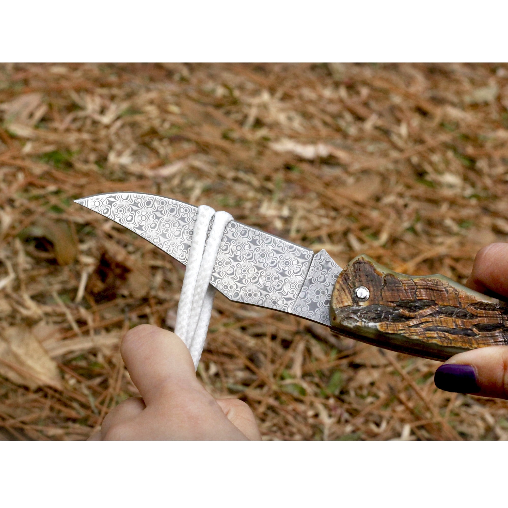YOUSUNLONG Damascus Steel Folding Knife 205mm Japanese Hunting Pocket Knife with Antelope Horn Handle