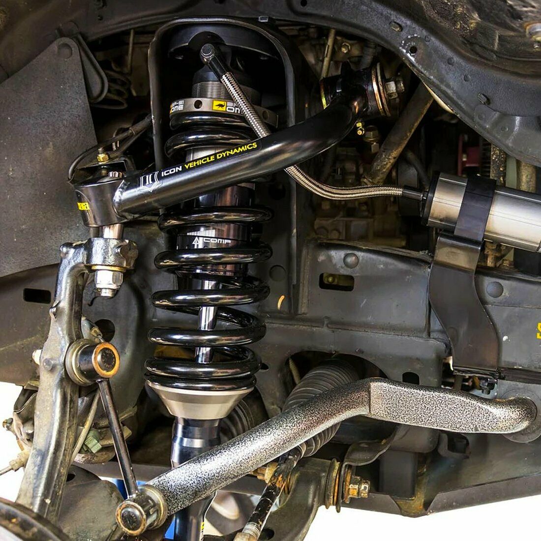 OME BP-51 Tacoma (05-22) 2 - 3 inches Lift Kit Old Man Emu Suspension Fits 2nd and 3rd Gen Toyota Tacoma