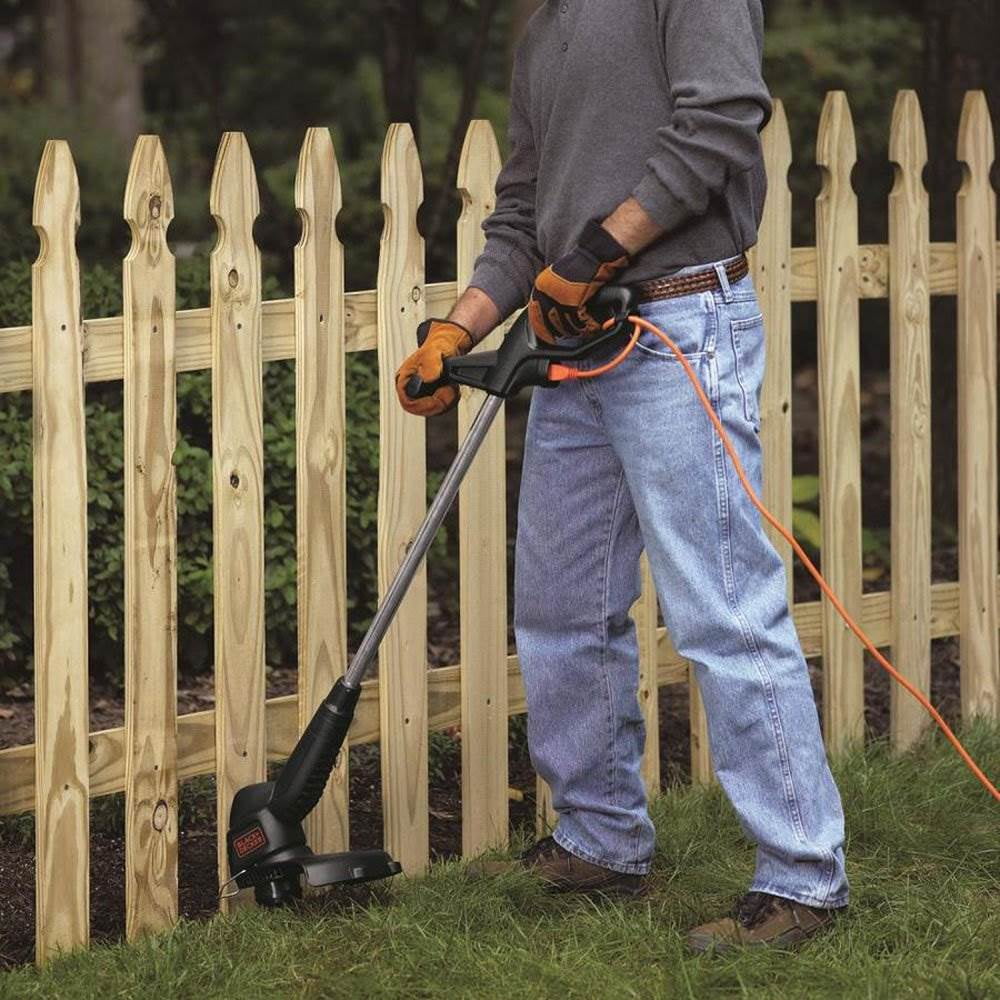  BLACK+DECKER Electric Trimmer/Edger, Corded, 3.5 amp, 12-Inch  (ST4500) : String Trimmers : Patio, Lawn & Garden