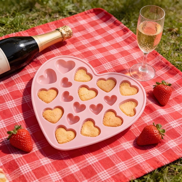 Silicone Heart Cake Mold Baking Pan, Valentine's Day Dessert Mold, Non-Stick Flexible Bakeware for Cupcakes, Brownies, Chocolates, Easter Holiday Party Treats, Easy Release and Dishwasher Safe