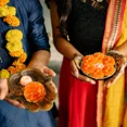 thumbnail image 5 of Cabezas de flores de caléndula a granel, flores mexicanas de seda para decoración del hogar Diwali, decoración de fiesta de bodas, decoración de Halloween para Pooja india, 5 of 5