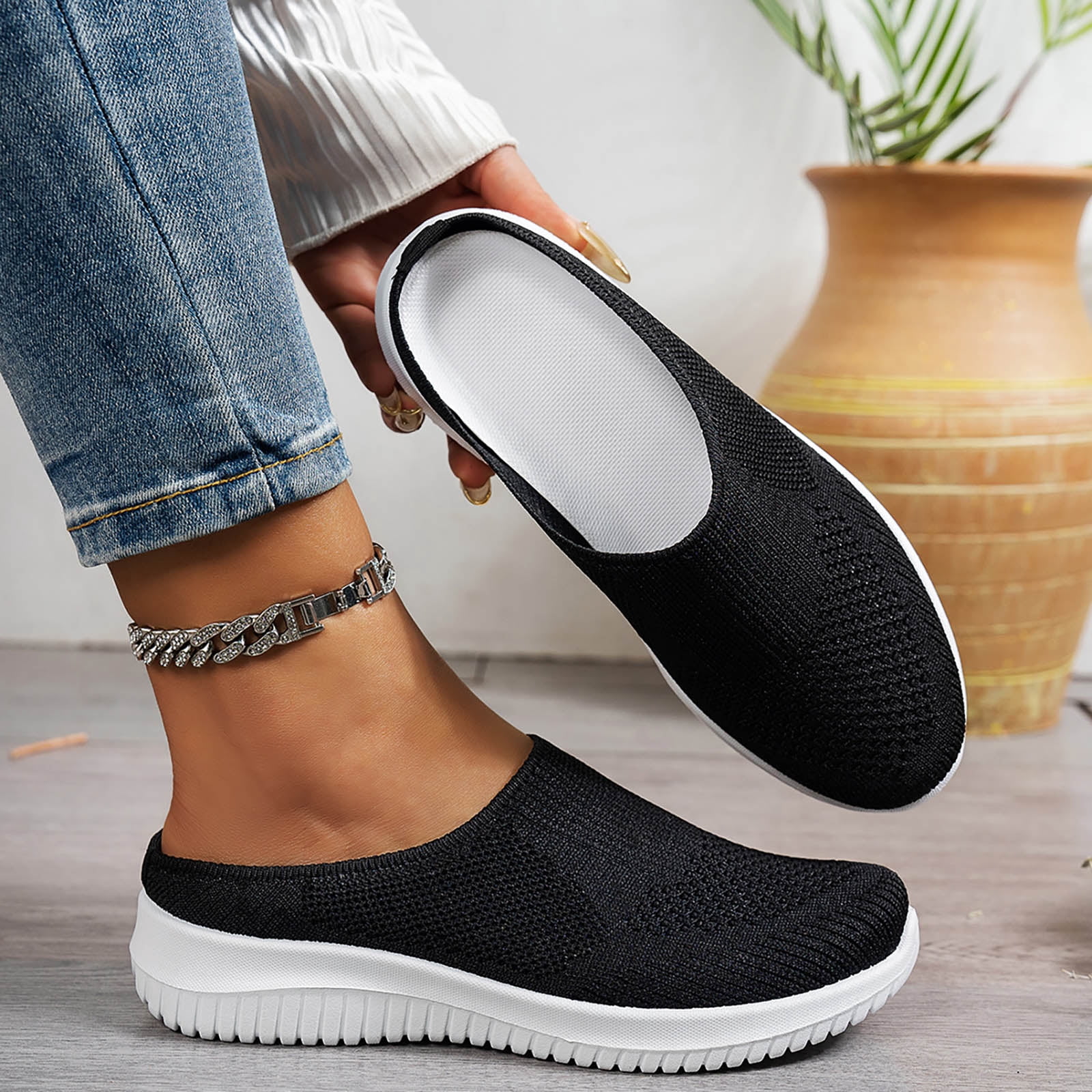 Chenyee Womens Slip On Mules Clogs Lightweight Open Back Walking Shoes Breathable Closed Toe Slides