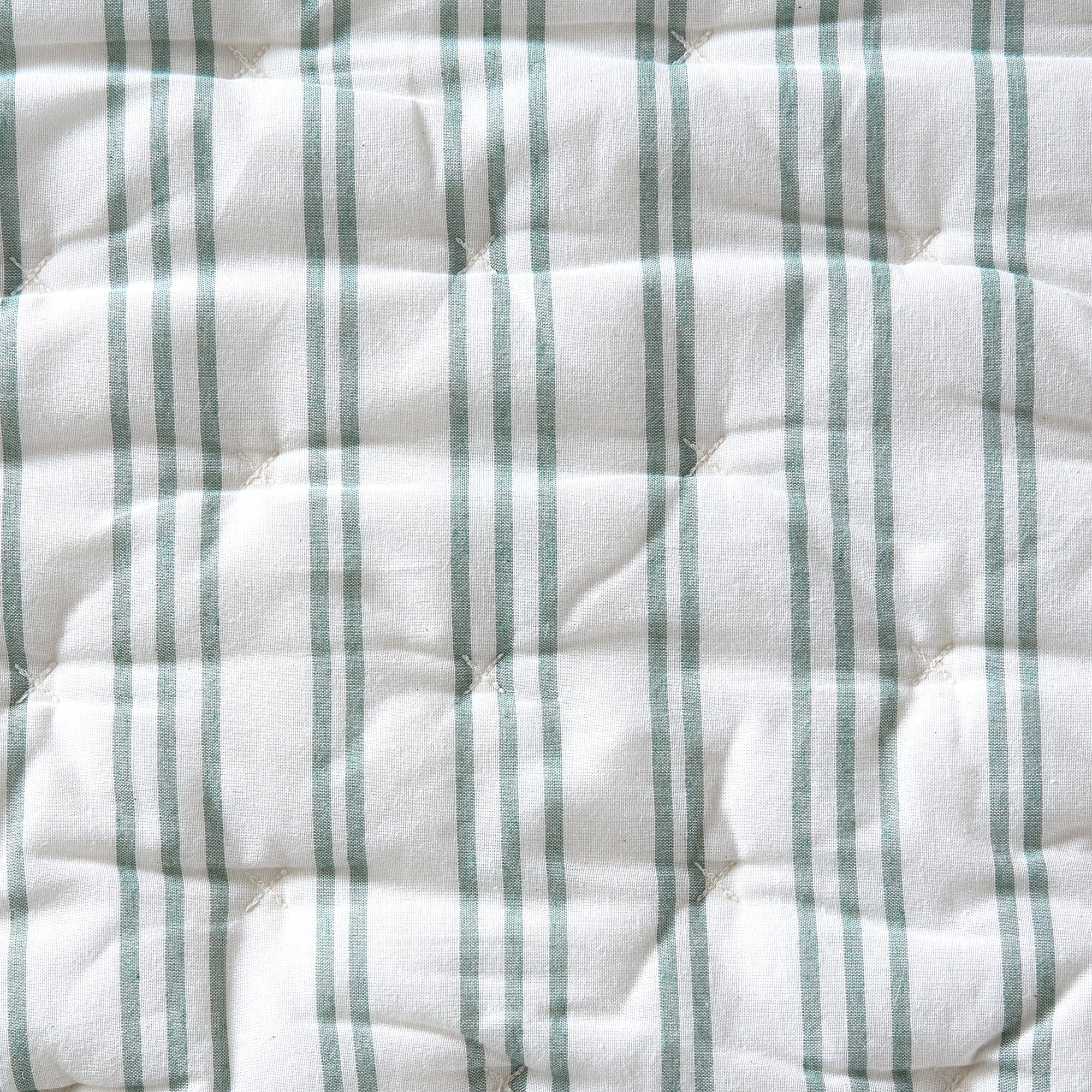Better Homes & Gardens Teal Yarn Dyed Stripe Chambray Quilt, Full/Queen