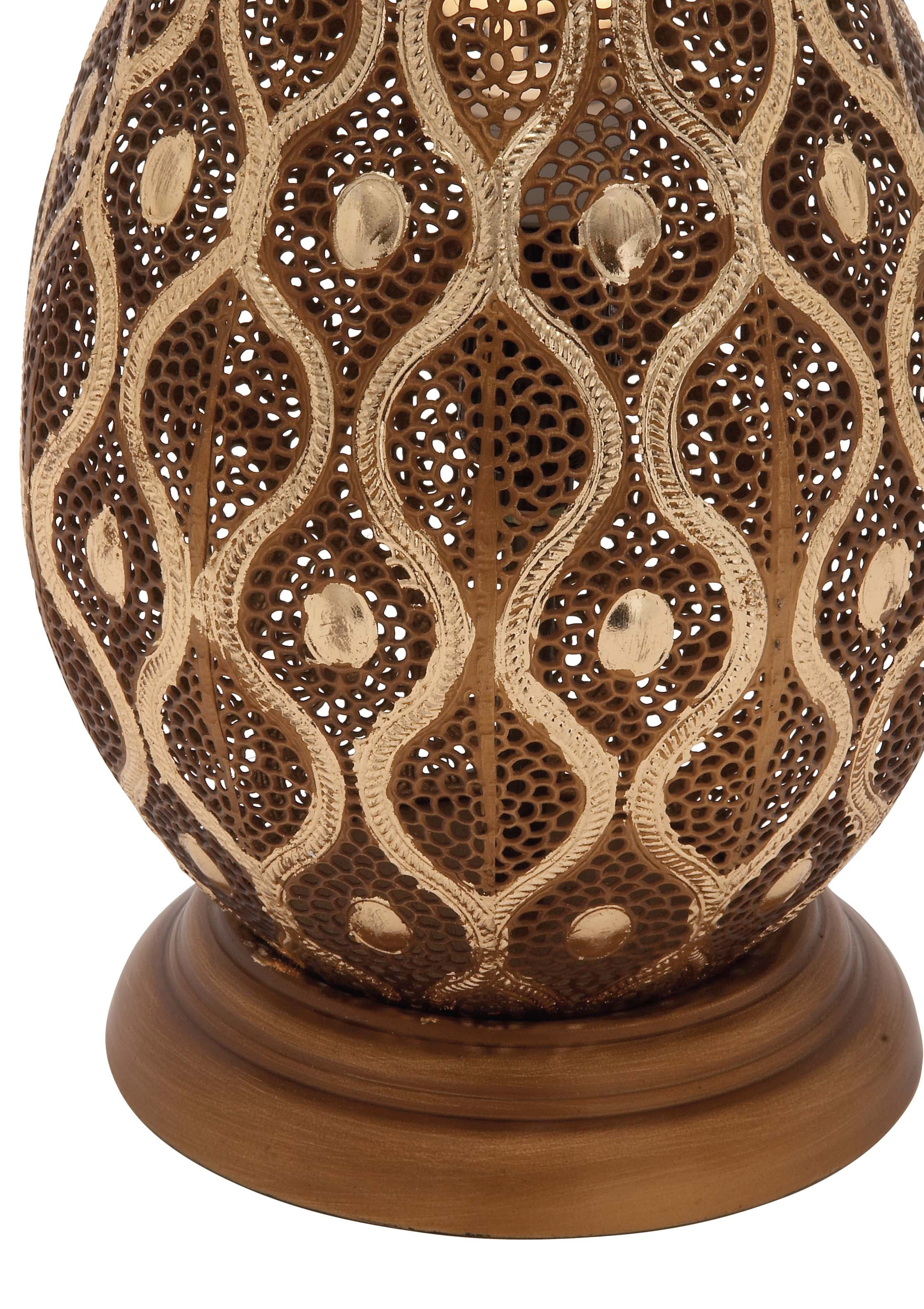 Decmode Intricate Designer Metal Vase
