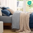 thumbnail image 4 of Juego de cama Bedsure, edredón reversible doble, azul marino, 5 piezas, 4 of 7