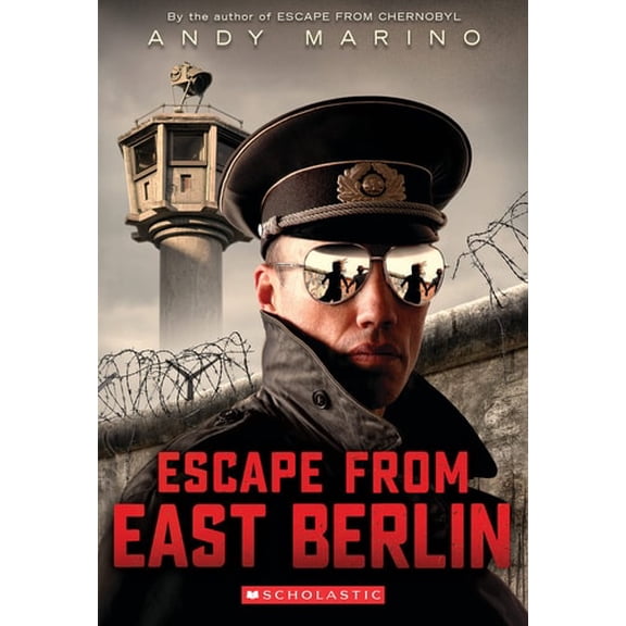 Pre-Owned Escape from East Berlin (Escape from #2) (Paperback) 1338832042 9781338832044