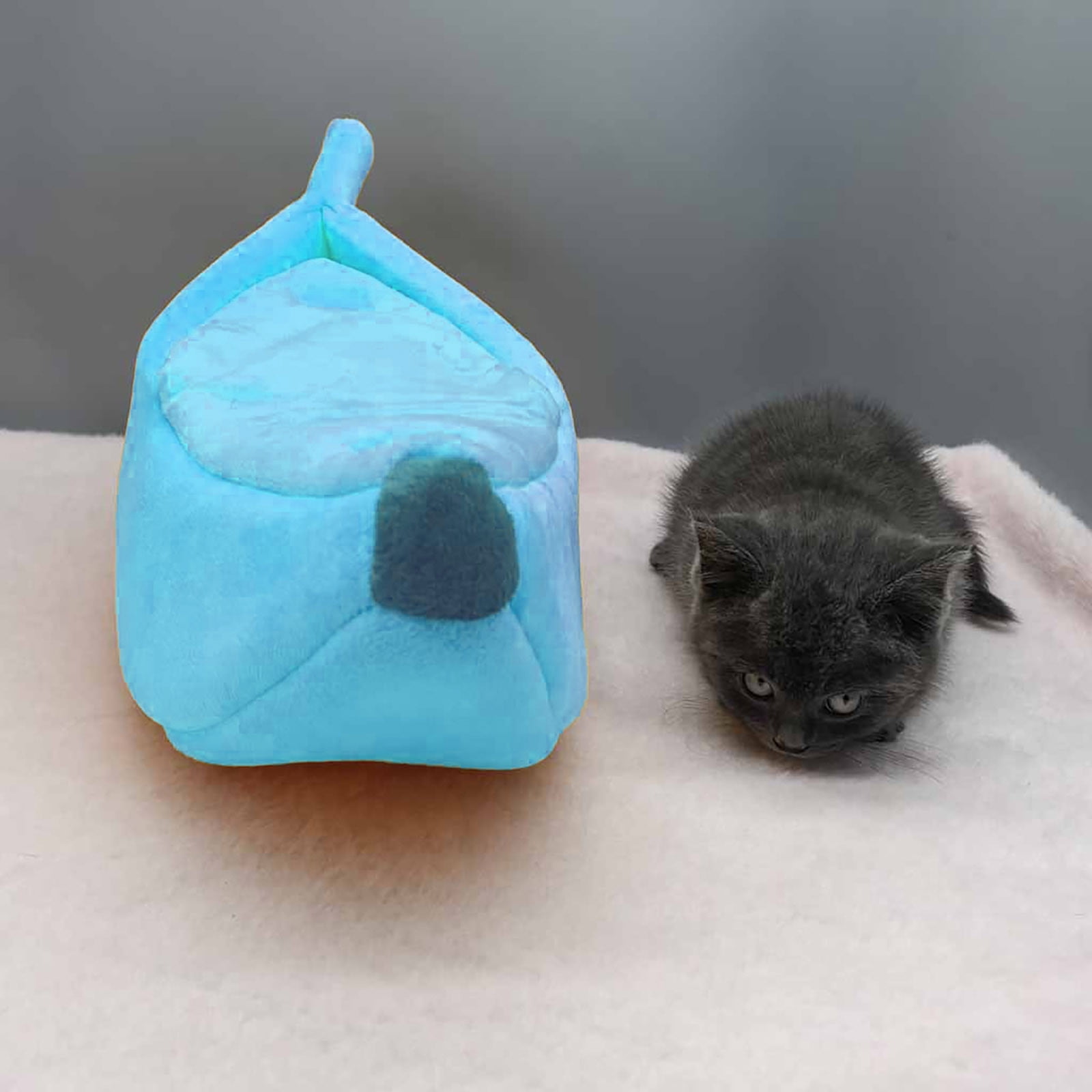 Banana Shaped Pet Bed for Cats and Small Dogs Cozy Comfort Mat Durable Portable Warm Sleeping Pad Pet Supplies