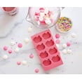 thumbnail image 3 of Bandeja para cubitos de hielo Sanrio Hello Kitty Hearts de silicona, 8 cubos, 3 of 9