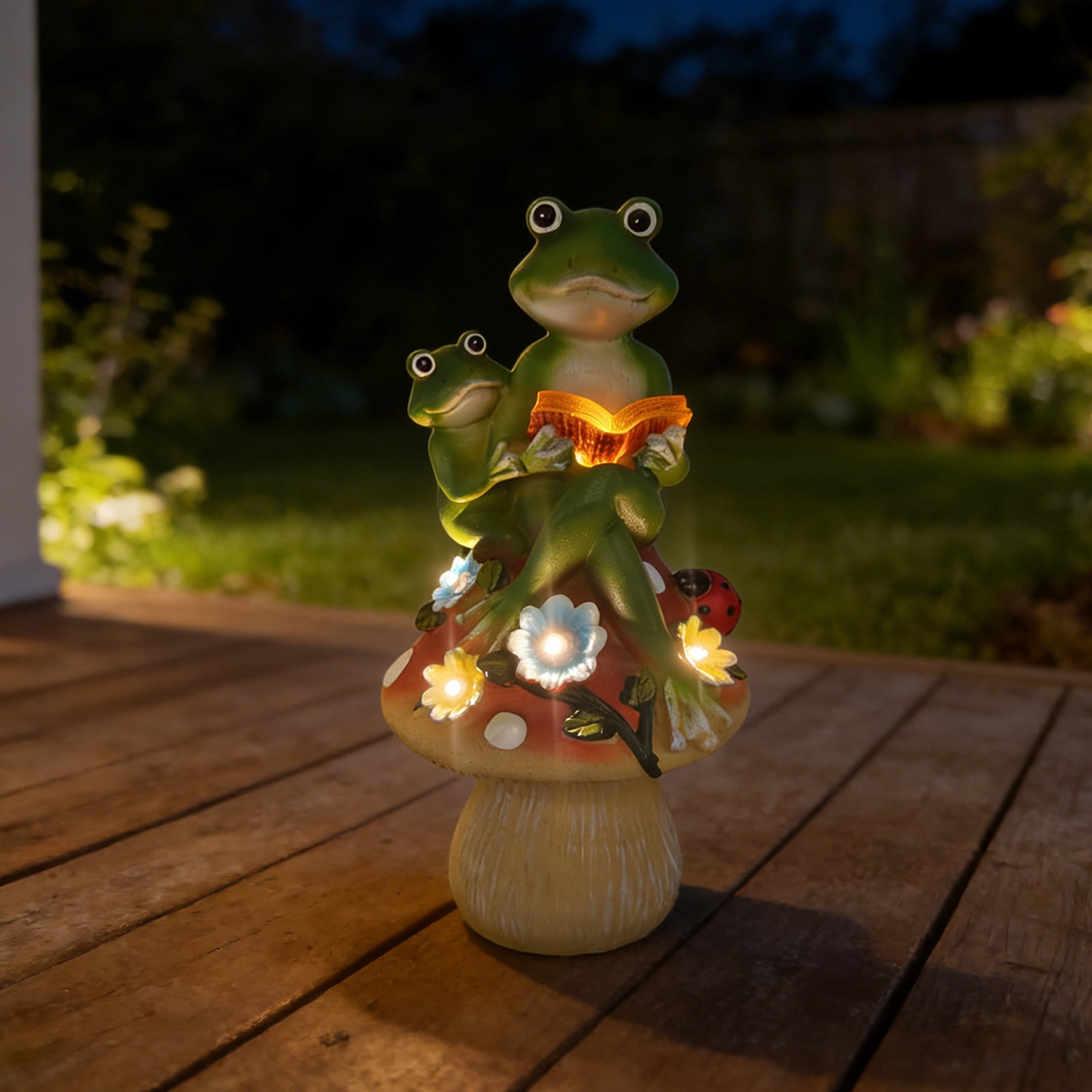Garden Statues Frogs Outdoor Decor, Resin Frogs Figurines Lights Sculptures with Solar Light, Lovely Frogs with Mushroom for Garden Patio Yard
