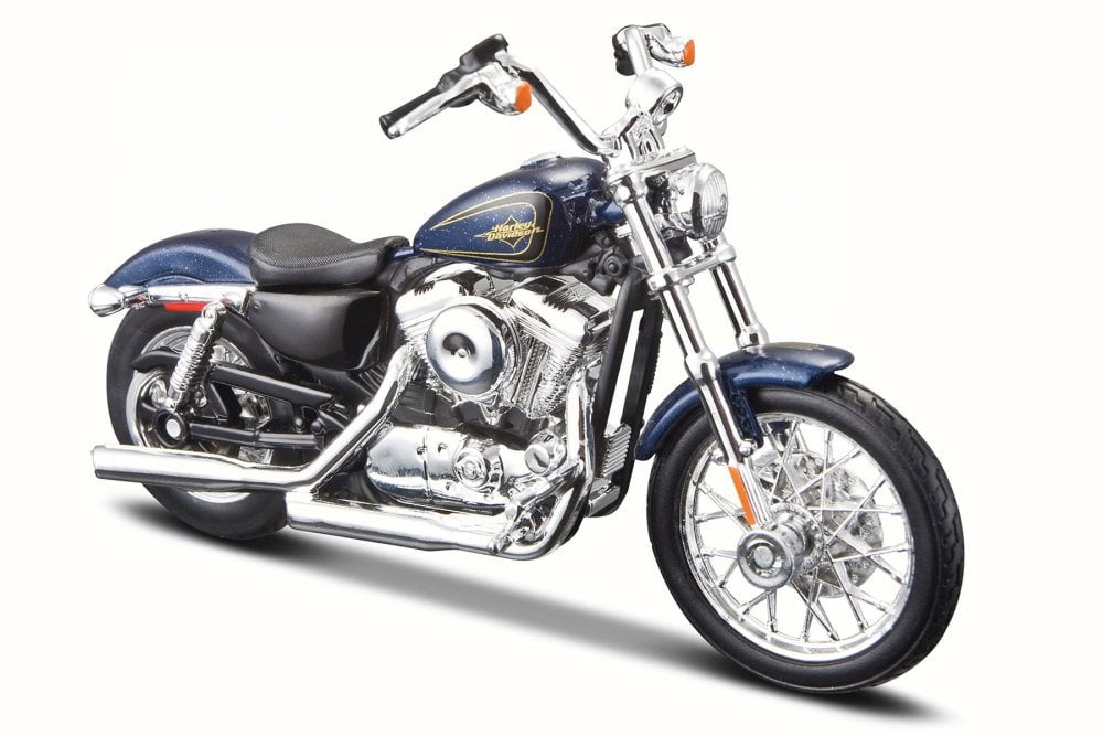 1/18 Harley-Davidson XL1200V Seventy-Two Motorcycle Diecast Model By Maisto