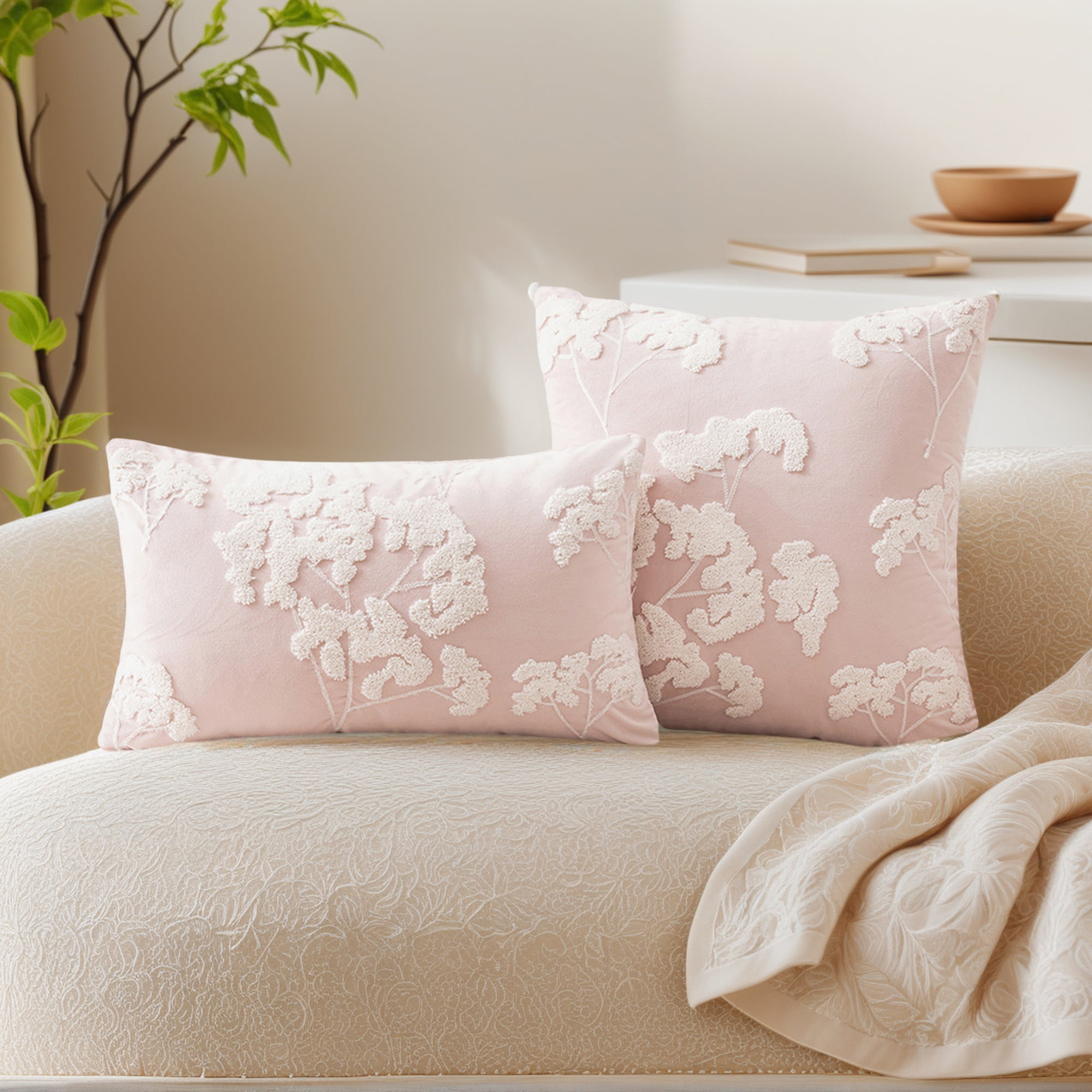 Unique Bargains Velvet Throw Pillow Covers with Blossom Pattern Pack of 2 Pink 20" x 12"
