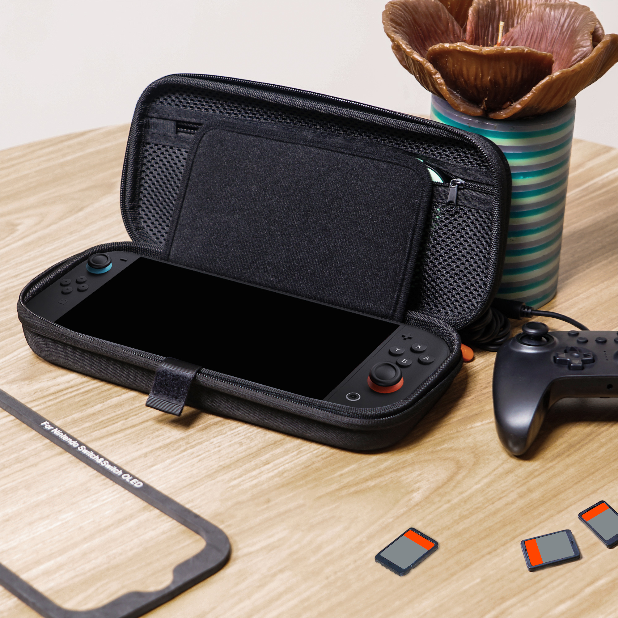 onn Hardshell Carrying Case for Nintendo Switch 2/OLED photo 3