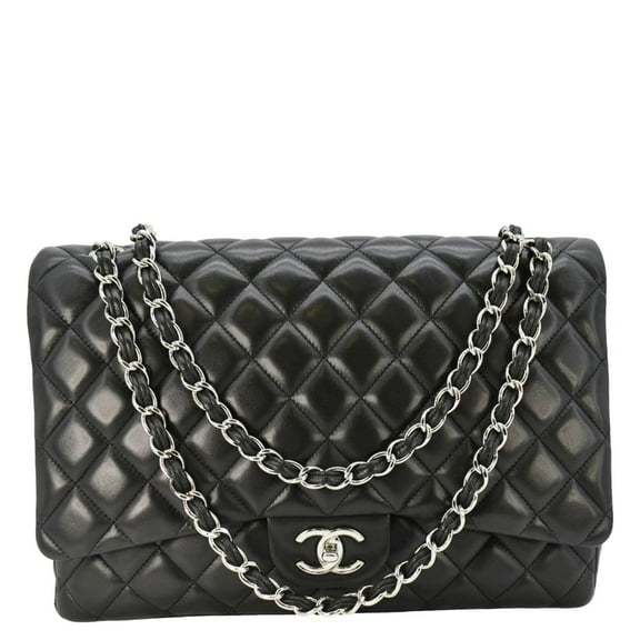 Pre-Owned CHANEL Classic Double Flap Quilted Leather Crossbody Bag Black
