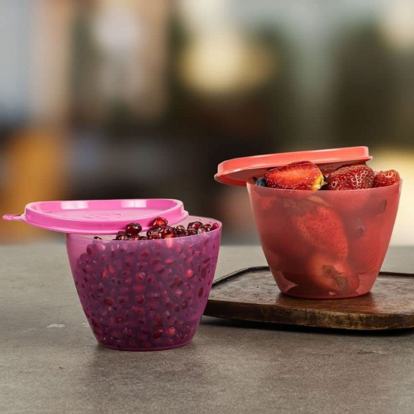 Tupperware. MM Oval #1 Containers 500 ml Red Set of 4 Pc Tupperware. MM Oval #1 Containers 500 ml Red Set of 4 Pc