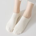 thumbnail image 4 of Calcetines finos para mujer, calcetines bajos transpirables de cintura baja, calcetines de algodón de color sólido para mujer, amarillo huevo + blanco crema + blanco + beige + gris claro, 4 of 5
