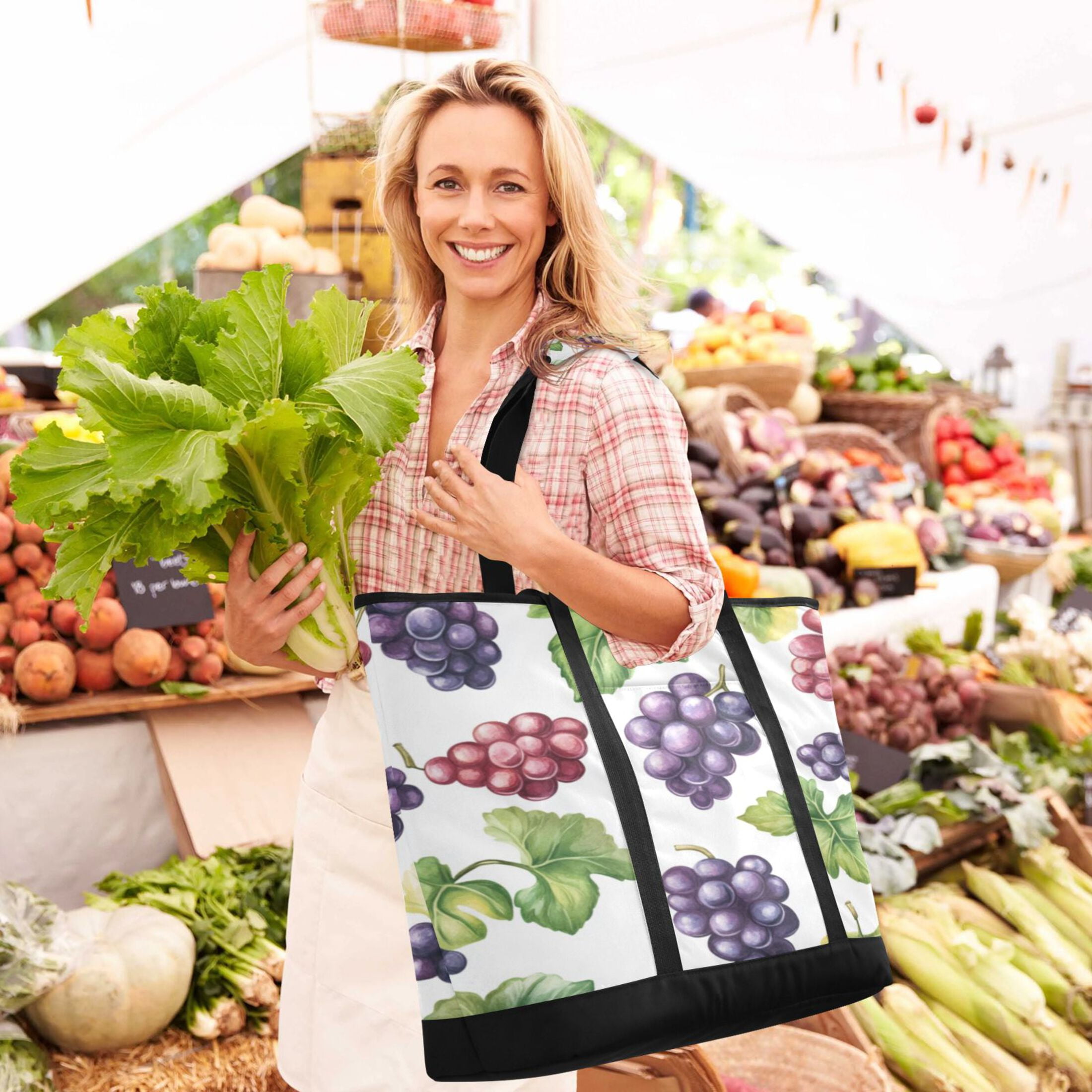 Large Hand-held Ice Pack Picnic Bag Insulation and Refrigeration Suitable for Shopping Picnics and Camping Cartoon Grape
