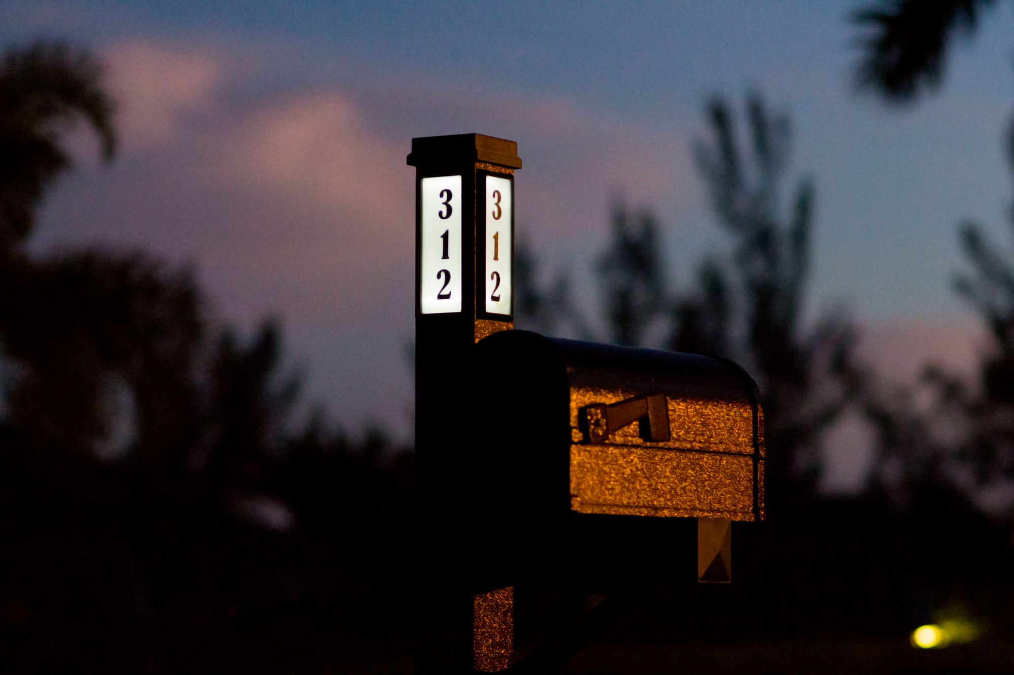 BrightLight Mailbox New Solar Powered Single Post 2 Door Mailbox with Address Panel, Hammered Bronze