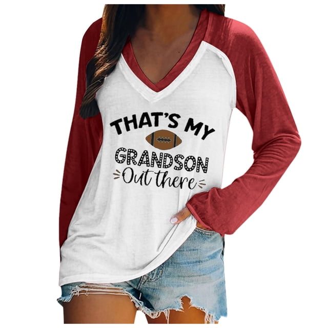 WEAIXIMIUNG Chemises de Maternité Boutonnées Femmes Décontractées Légères Col Rond Chandails en Molleton Manches Longues Imprimé Graphique Football Pull T-Shirt