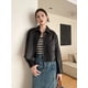 thumbnail image 3 of Abrigo de piel de oveja de lujo sencillo para mujer, primavera de 2024, nueva moda, informal, corto, de cuero genuino, chaquetas, chaqueta femenina, 3 of 4