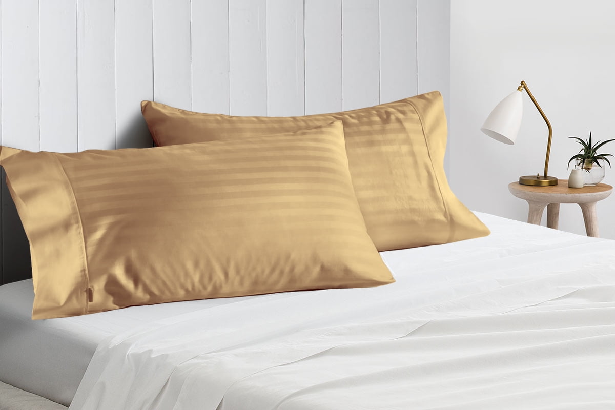 Queen Size Pillowcase Silky Extrasoft 100 Egyptian Cotton in Hotel
