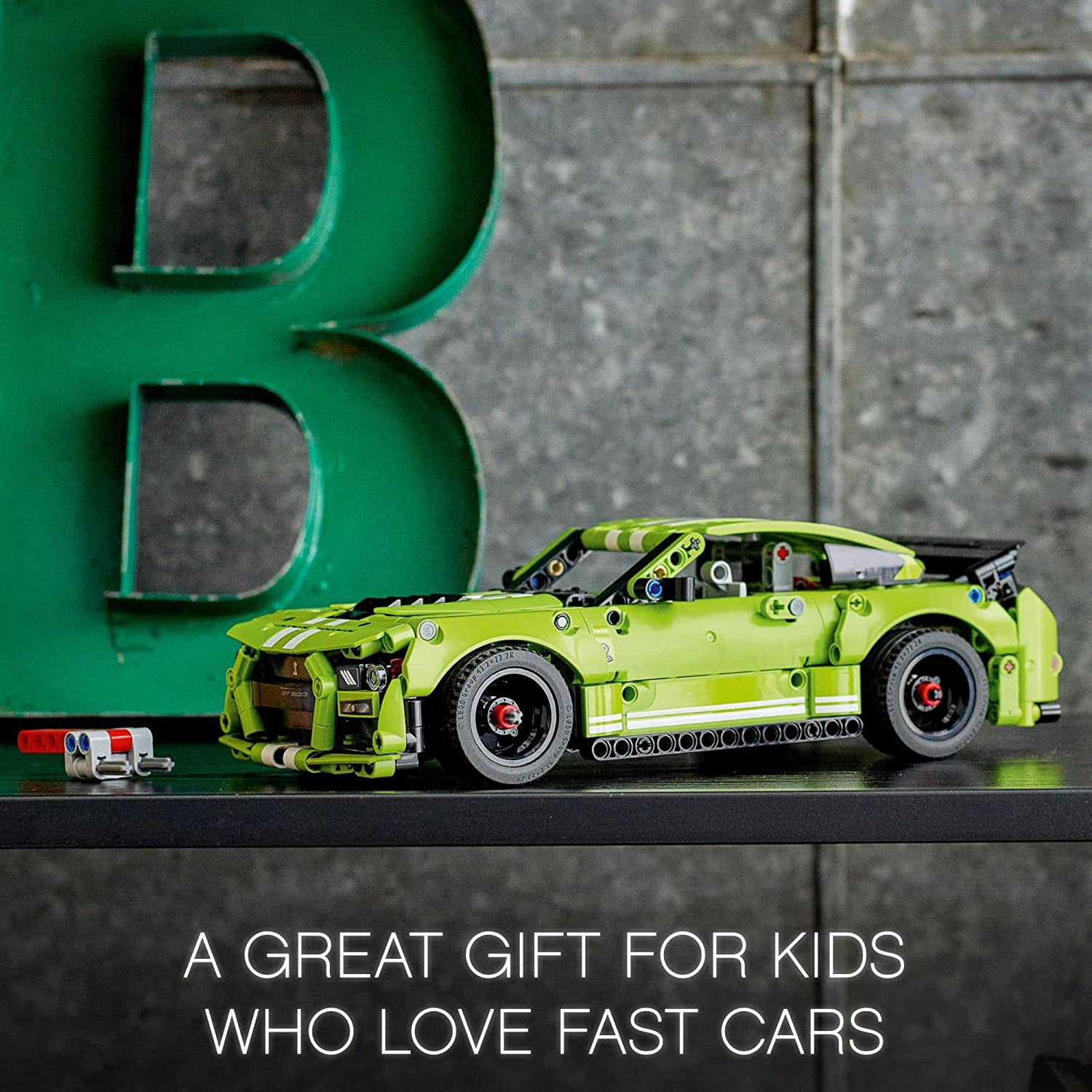 Technic Ford Mustang Shelby GT500 Building Set 42138 - Pull Back Drag Race Toy Car Model Kit, Featuring AR App for Fast Action Play, Great Gift for Boys, Girls, and Teens Ages 9+