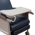 thumbnail image 4 of Sillón Reposet Tipo Hemodiálisis con Charola Desmontable | Tapicería Vinil Azul, Sistema de Reclinación y Elevación de Piernas, 4 of 5