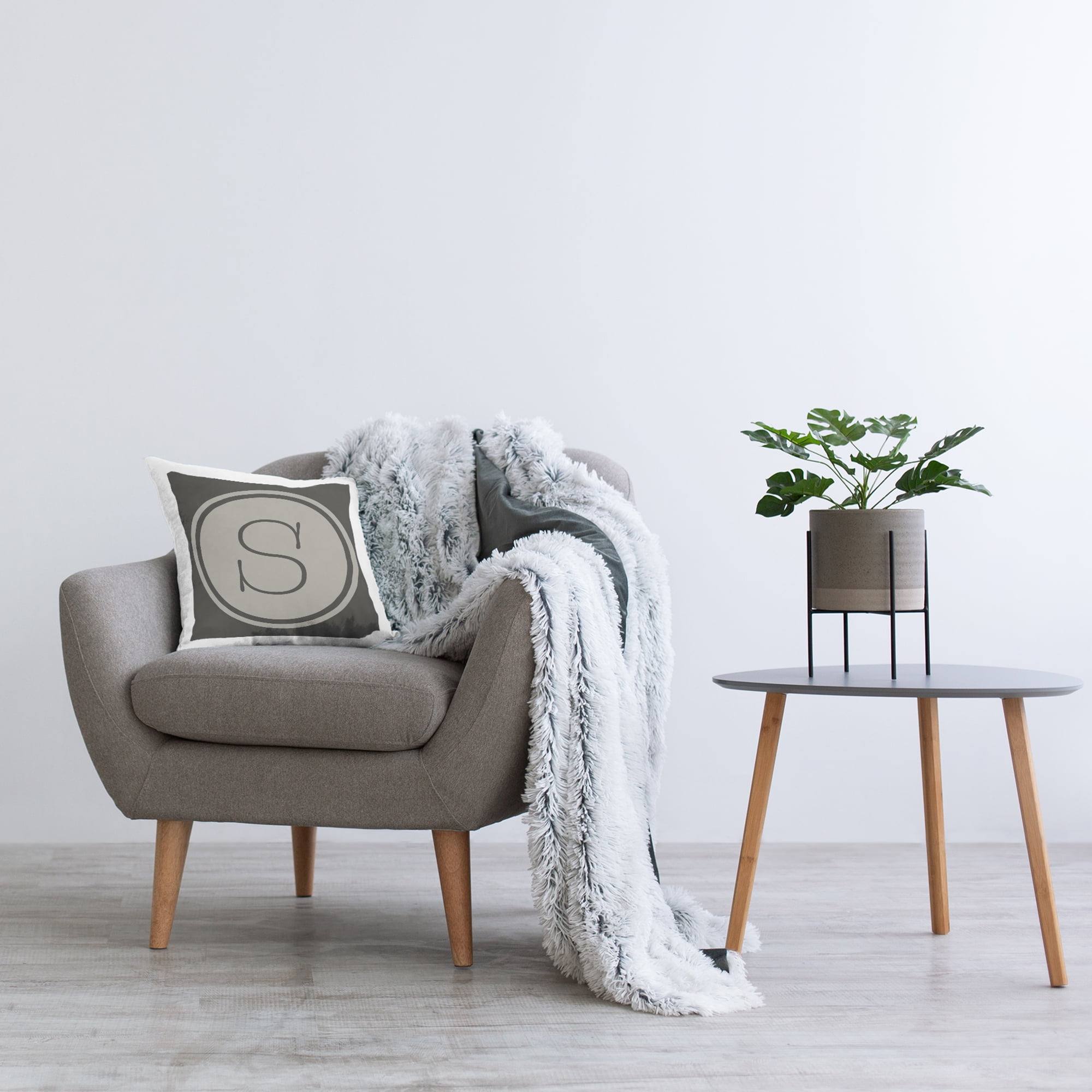 Stupell Industries Modern S Initial Typewriter Key Circle Style Design by Ziwei Li Throw Pillow