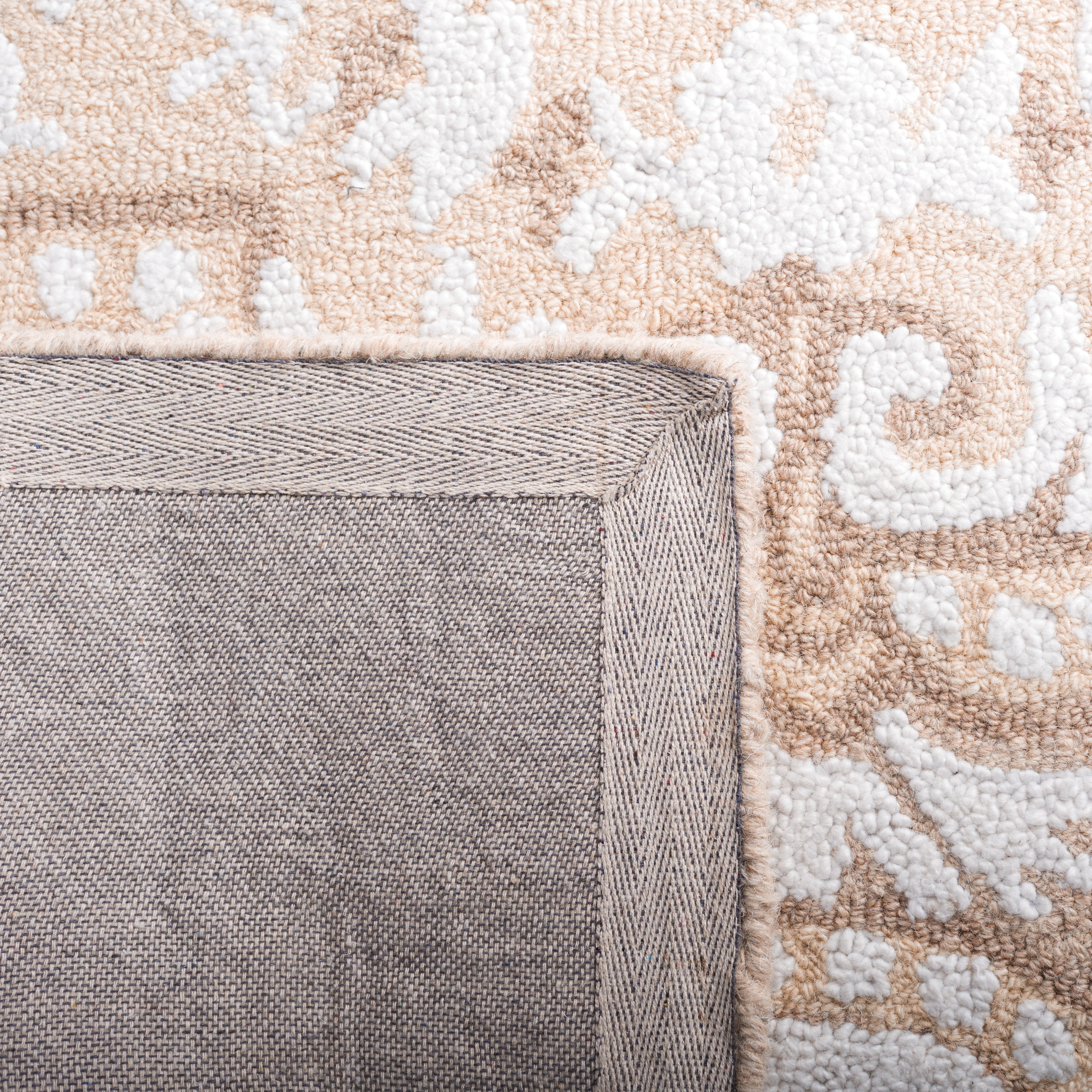SAFAVIEH Abstract Merrill Oriental Area Rug, Ivory/Beige, 6' x 9'