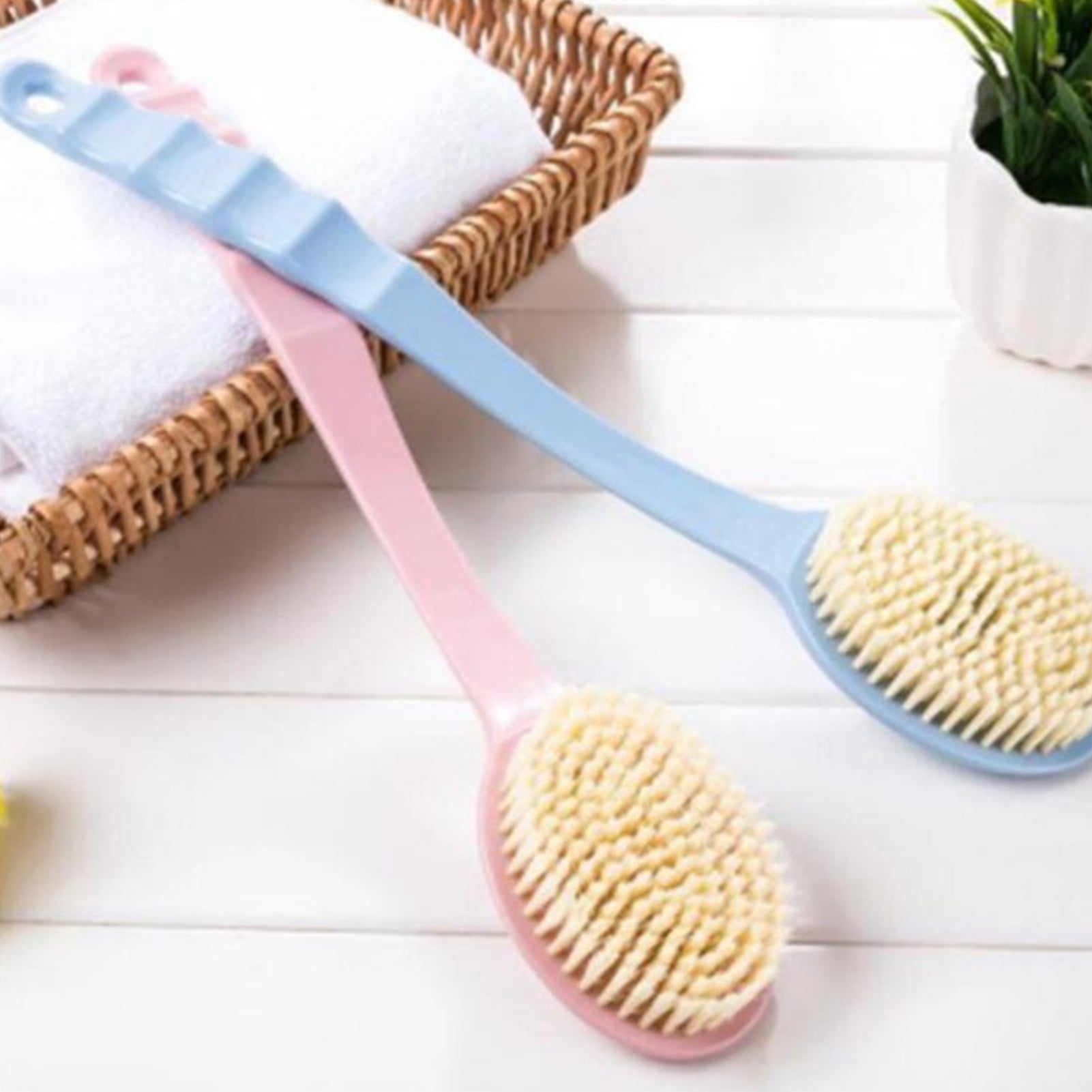 Wirlsweal Practical High Friction Bath Brush Long Handle Ergonomic ...