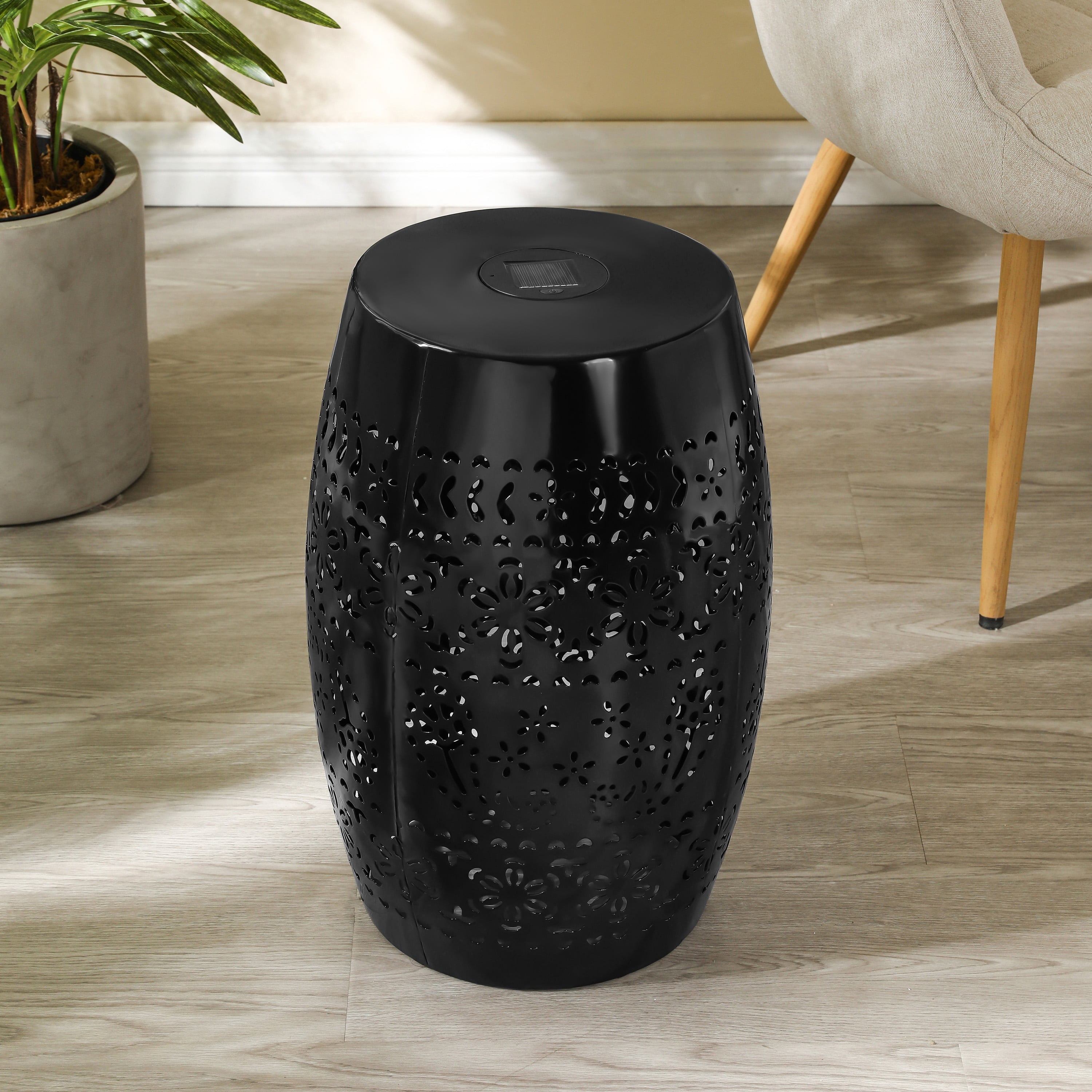 Solar Side Table, Outdoor Side Table with Built-In Solar Battery for Patio Garden Backyard, Black