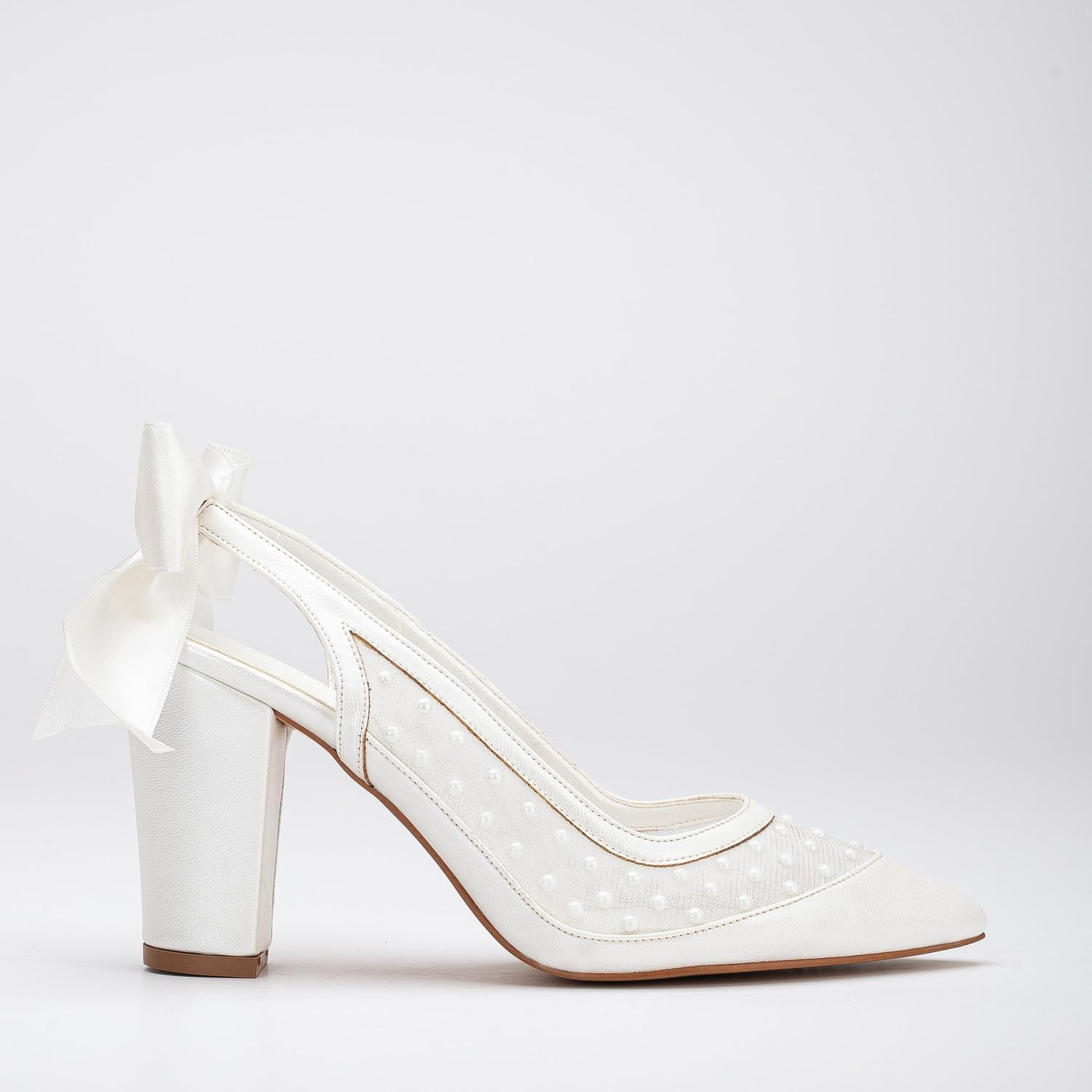 Fleur Zapatos de boda con tira trasera de encaje crema 25 CM
