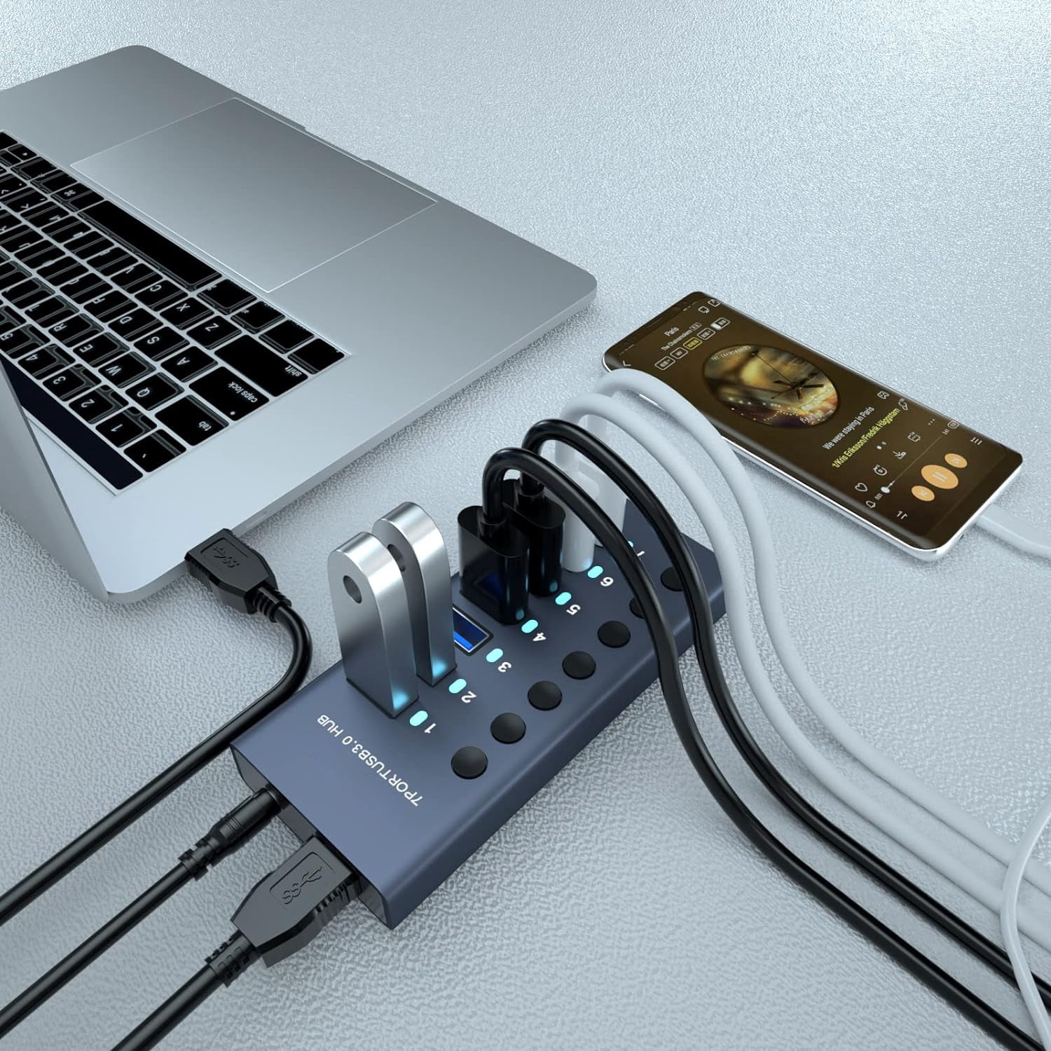 Powered USB Hub, AUBEAMTO Aluminum 7-Port USB 3.0 Hub with 7 USB 3.0 Data Transfer Ports, USB Splitter with Individual Switch and 36W (12V/3A) Power Adapter for Laptop, PC, Computer, Mobile HDD