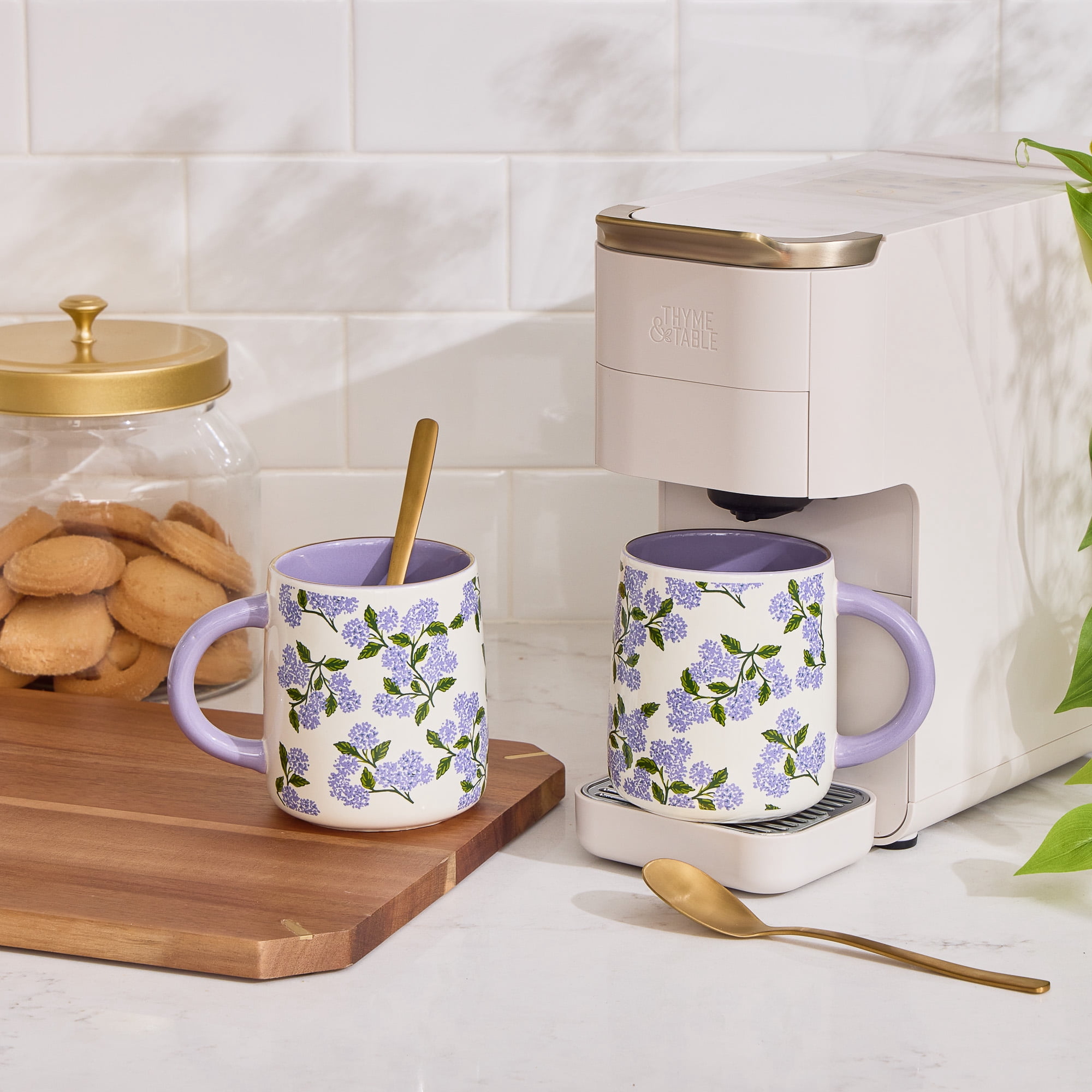 Thyme & Table 14.5 fl oz Purple Hydrangeas Stoneware Mug, Set of 2