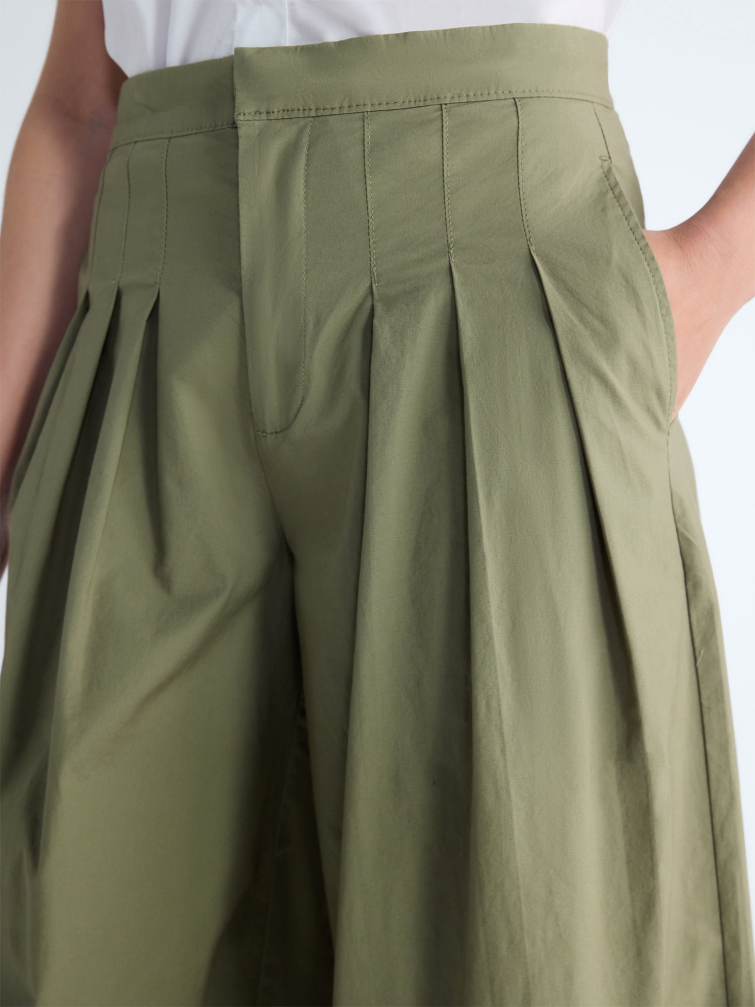 Free Assembly Women's and Women's Plus High Rise Wide Leg Pleated Culotte Pants, Sizes XS-XXL