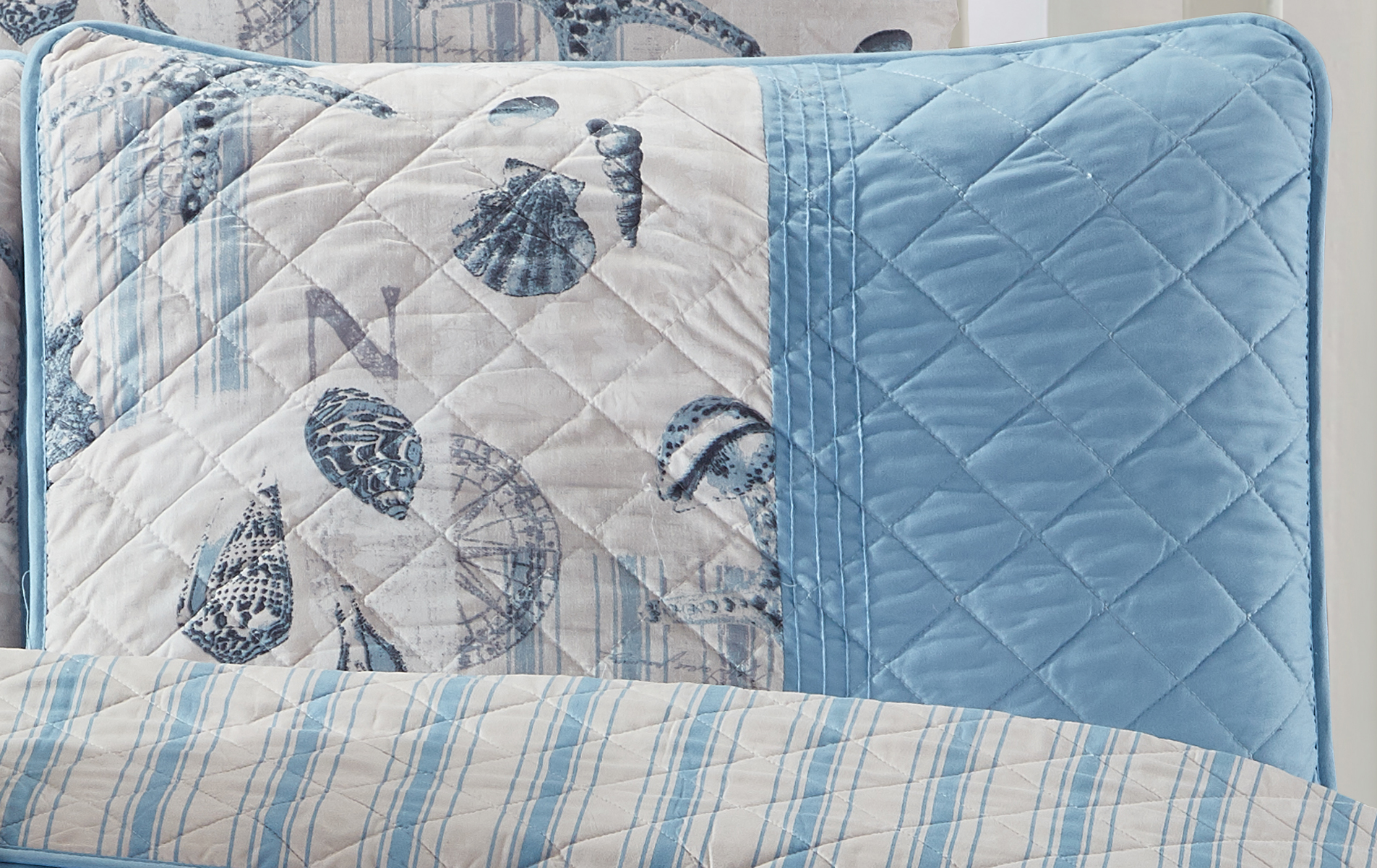 Ocean Postcards Twin size 2-piece Quilt Set