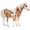 thumbnail image 2 of Set de maquetas y libros Misty & Stormy de la serie Traditional de Toy Breyer, 2 of 7