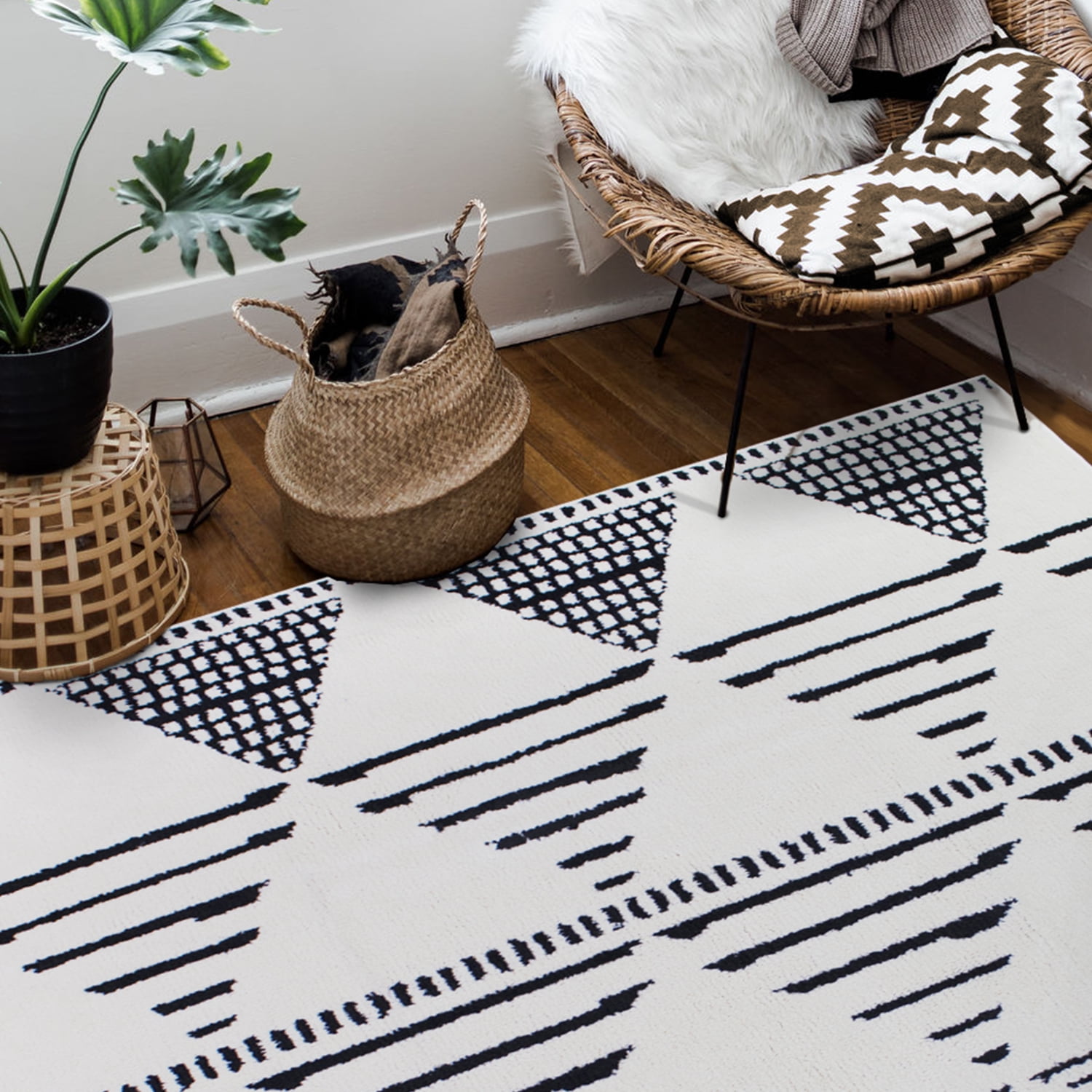 American Art Decor Soft Plush Geometric Moroccan Pile Shag Accent Rug 5x7 - Gray & White