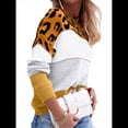 thumbnail image 2 of Suéter de Rayas con Estampado de Leopardo para Mujer, Cuello Redondo, Larga, Tejido con Bloques de Color Amarillo M, 2 of 5
