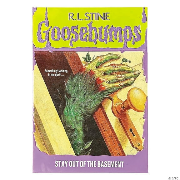 Trick or Treat Studios MASFSP105 Goosebumps The Haunted Mask Book Cover Magnet