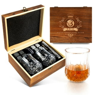 UNIQUE GIFT JoyJolt Poker Whiskey Glass Gift Set KING OF DIAMONDS Whiskey  Glass with Playing Cards, Whiskey Stones, Pouch and Tongs 