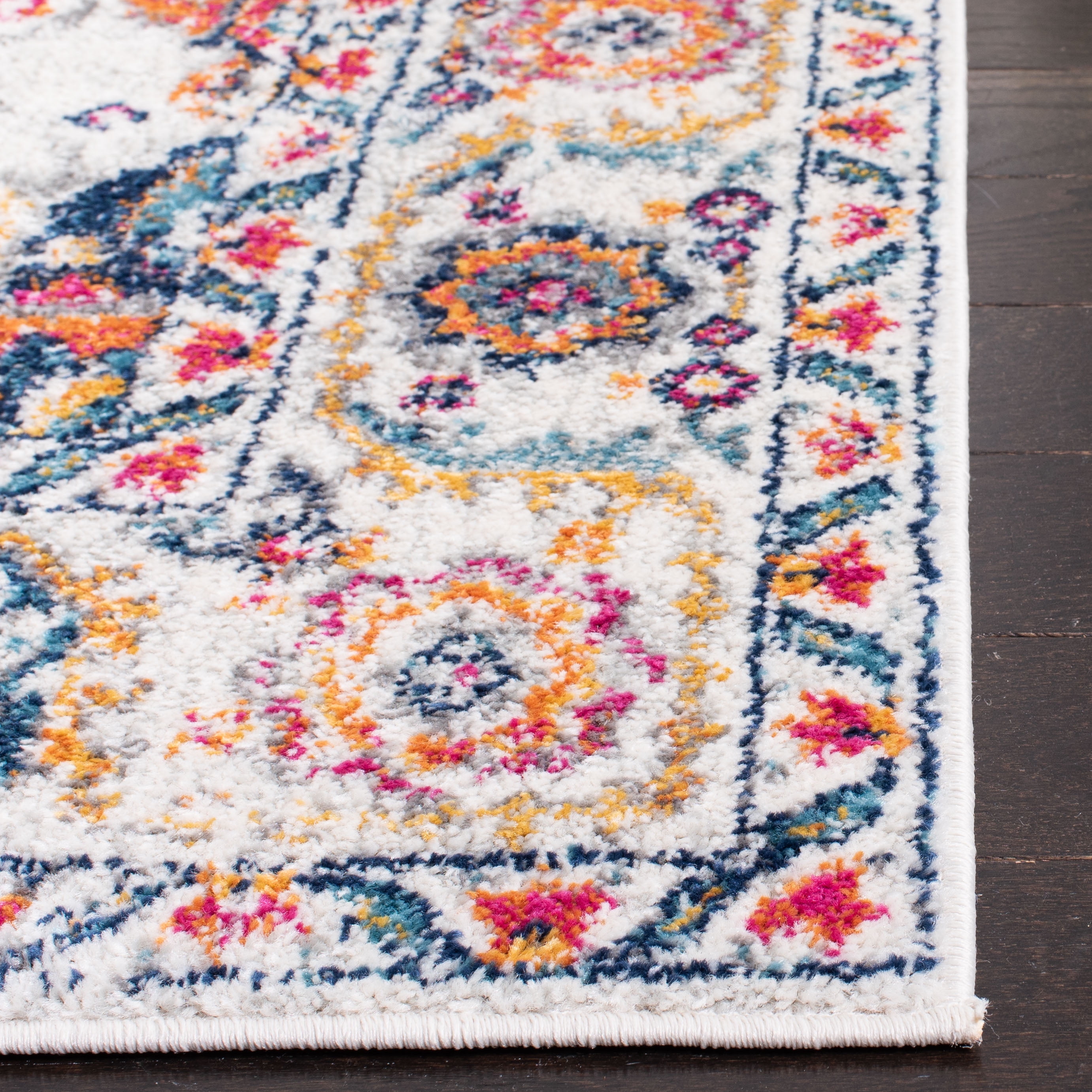 SAFAVIEH Madison Katina Traditional Area Rug, Fuchsia/Ivory, 11' x 15' - X-Large - Traditional Design, Fuchsia & Ivory, Non-Shedding & Easy Cleaning, Ideal for Living Room, Bedroom, Dining Space