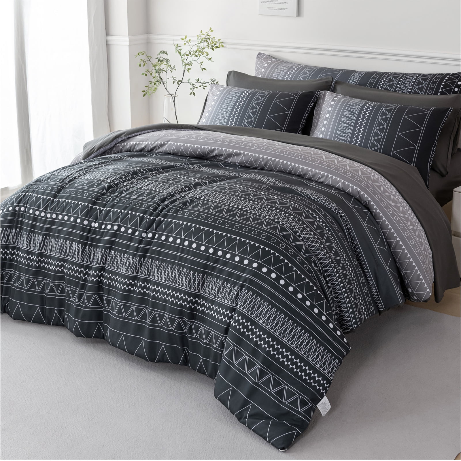 RYNGHIPY Full Bed in a Bag for Men 8 Pieces Black Grey Comforter Set Boho Stripe Gradient Bedding Quilt Set Lightweight Soft Bedding Comforter Sets (Black Grey,Full)