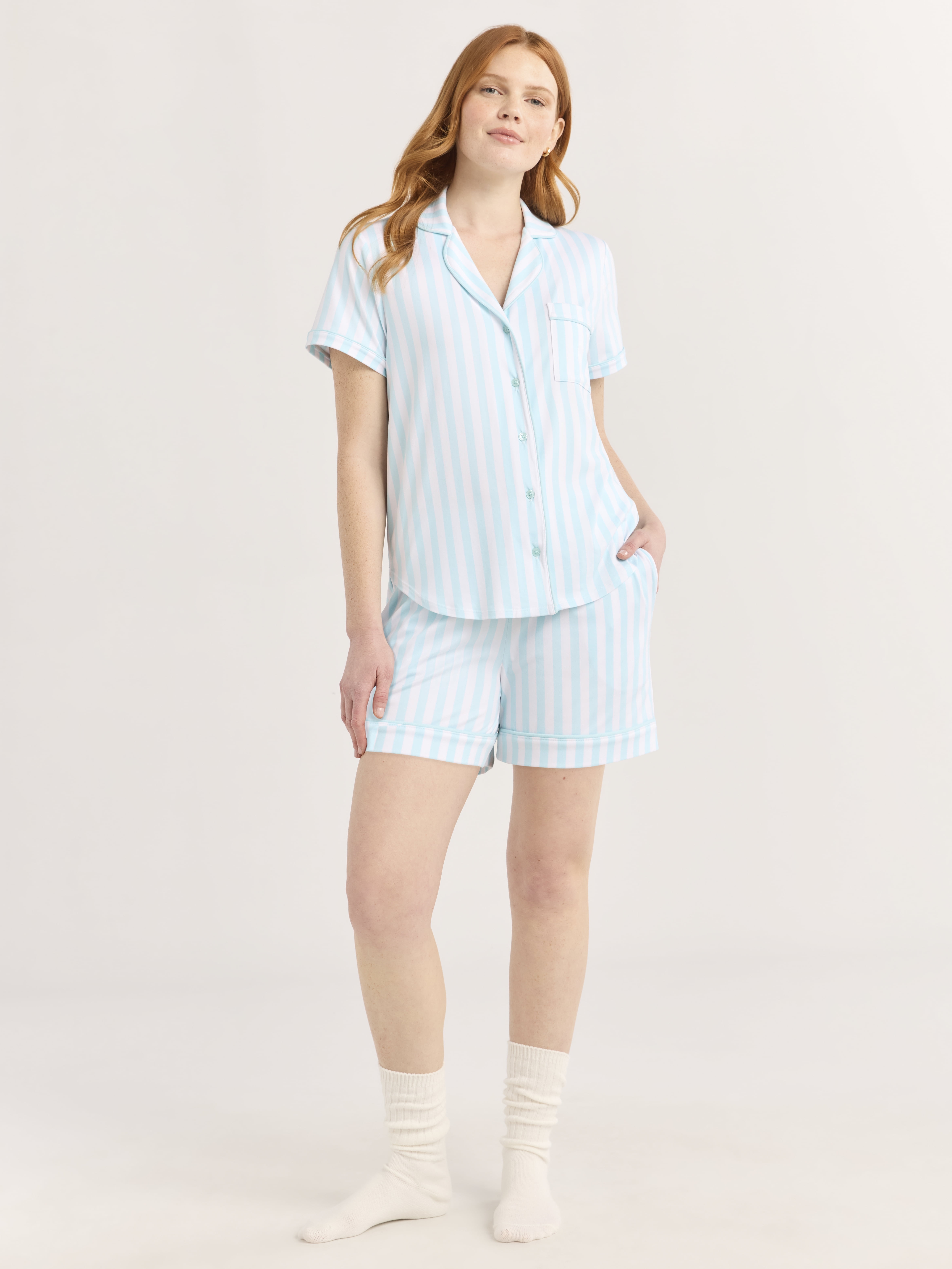 Joyspun Women's Dreamy Soft Collection Notch Collar Top and Shorts Pajama Set, 2-Piece, Sizes XS-3X