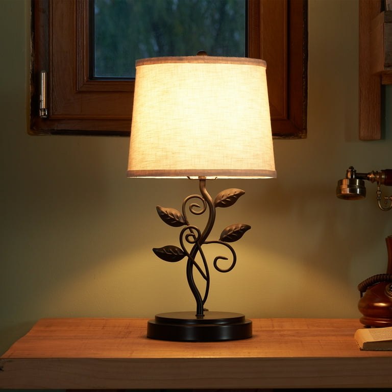 Table lamp with leaves 2025