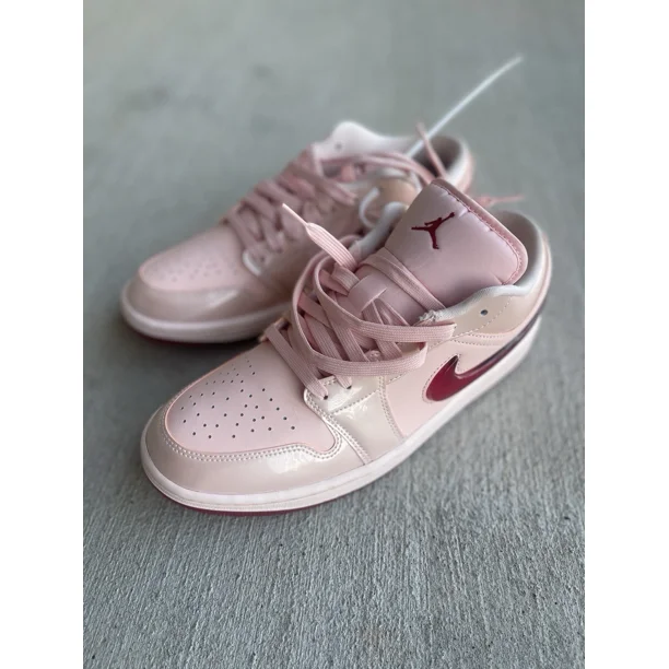 Ni - ke Ni - ke Air Jordan 1 Low SE Shoes "Valentines Day" HF3174-600 Women's Sizes NEW