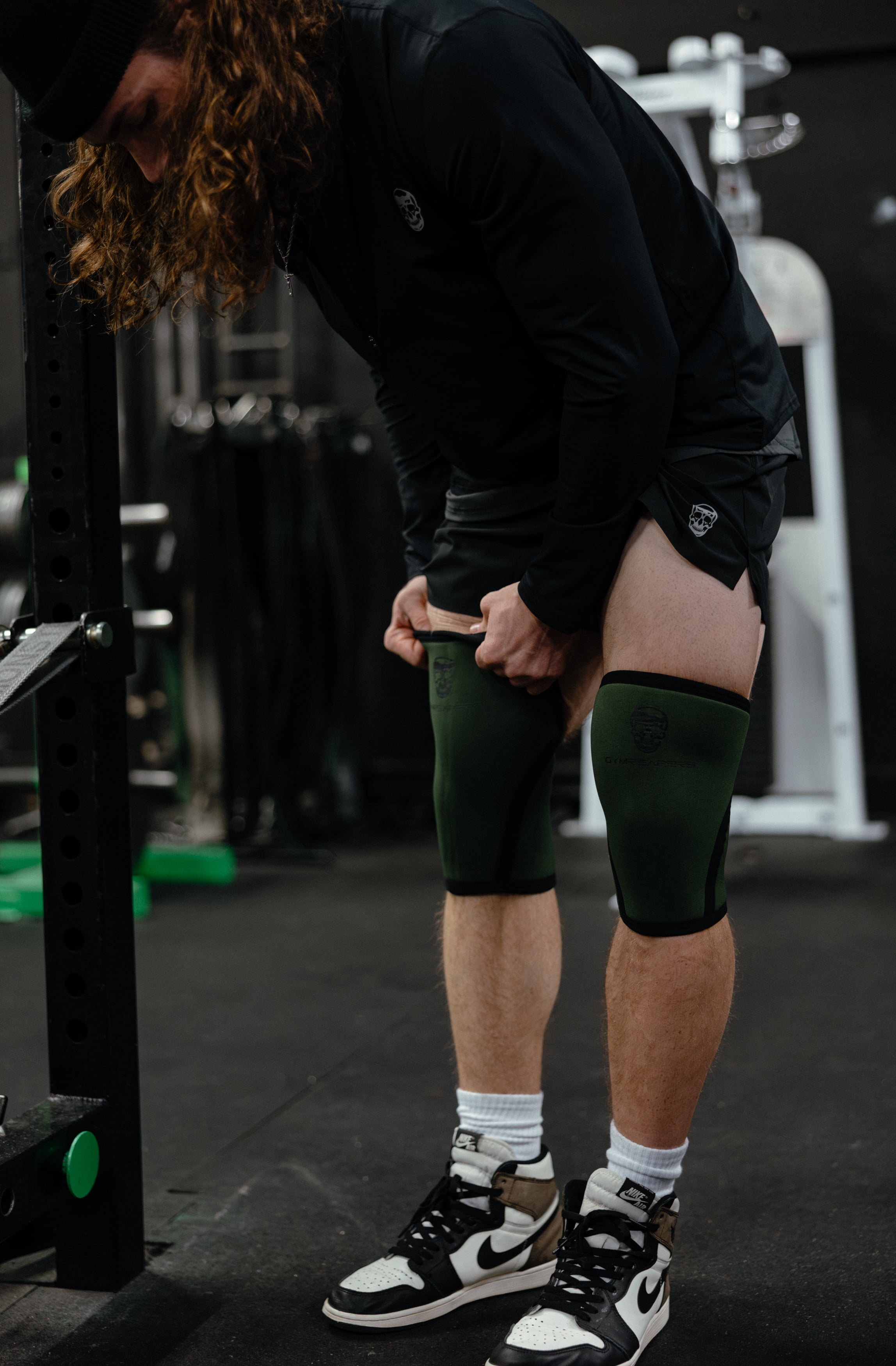 Gymreapers Knee Sleeves (1 Pair) Free Gym Bag - Knee Sleeve & Compression Brace for Squats, Fitness, Weightlifting, and Powerlifting 7MM Sleeve Pair - For Men & Women - 1 Year Warranty